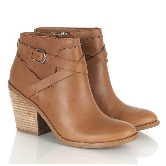 Lucky Brand Shoes - Lucky Brand Leather Eloy Bomb Booties Brand New
